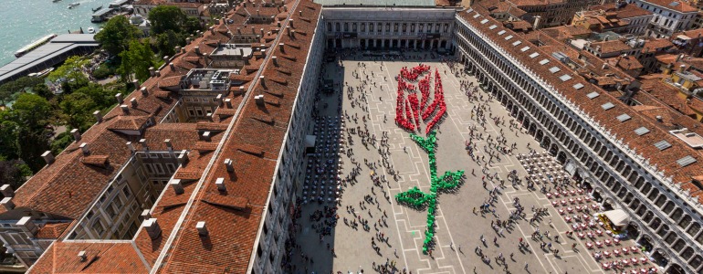 A human rose for Venice – an unforgettable April 25th