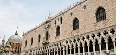 Ducal Venice: morning walking tour with Doge’s Palace