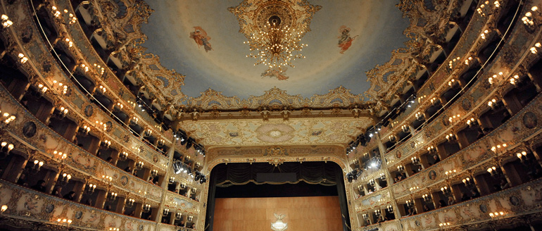 https://en.venezia.net/wp-content/uploads/2022/09/teatro-la-fenice-34.jpeg